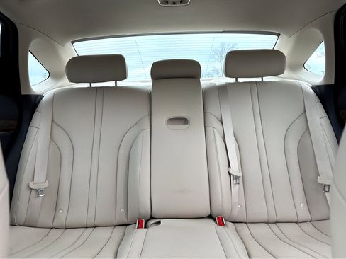 Used 2022 Genesis G80 2.5T w/ Prestige Package image 9