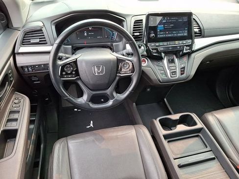 Used 2019 Honda Odyssey EX-L image 2