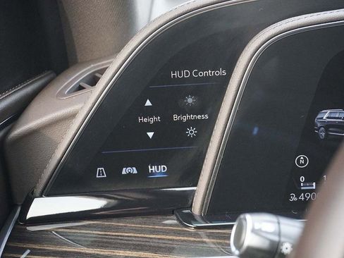 Used 2022 Cadillac Escalade Premium Luxury image 63