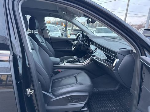 Used 2023 Audi Q7 2.0T Premium w/ Convenience Package image 19