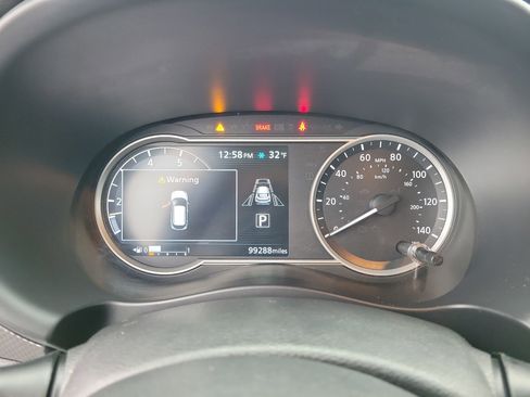 Certified 2020 Nissan Kicks SV image 24