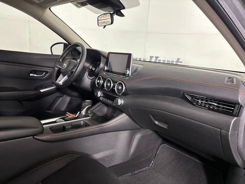 Used 2022 Nissan Sentra SR w/ Midnight Edition FWD image 30