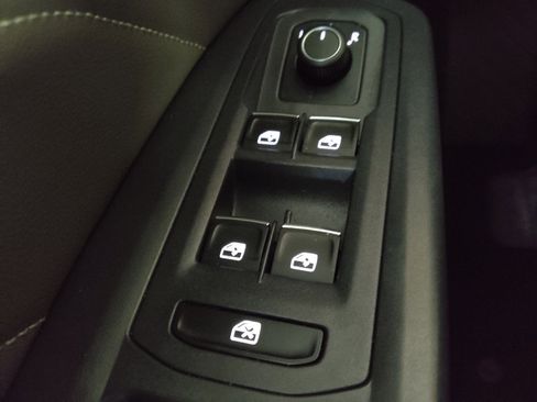 Used 2021 Volkswagen Atlas SE image 27