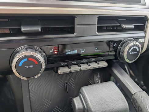 Used 2025 Toyota Tacoma SR5 image 21