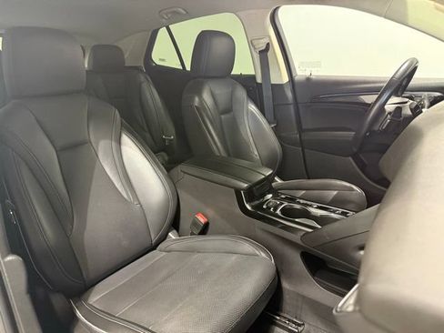 Certified 2023 Buick Envision Essence FWD image 31