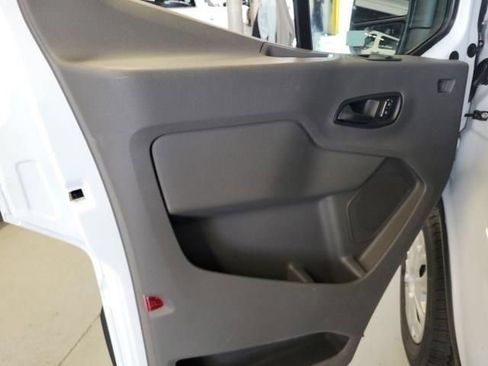 Used 2025 Ford Transit 250 Low Roof w/ Exterior Upgrade Package RWD image 9