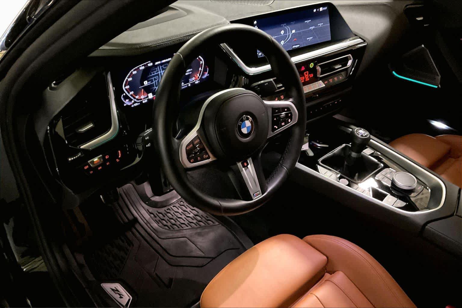 Used 2025 BMW Z4 M40i w/ Edition RWD image 15