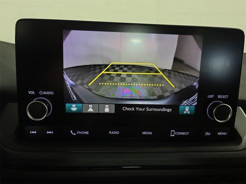 Certified 2025 Honda Accord SE image 14