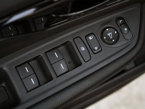 Used 2023 Honda Odyssey Touring image 38