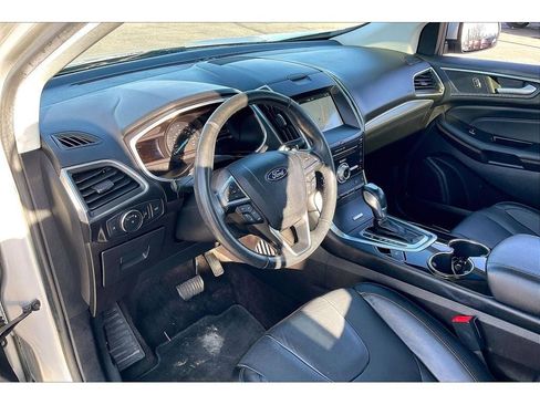 Used 2017 Ford Edge Titanium w/ Equipment Group 301A image 16