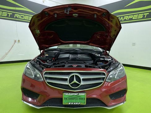 Used 2015 Mercedes-Benz E 250 BlueTEC Sedan w/ Premium 1 Package image 4