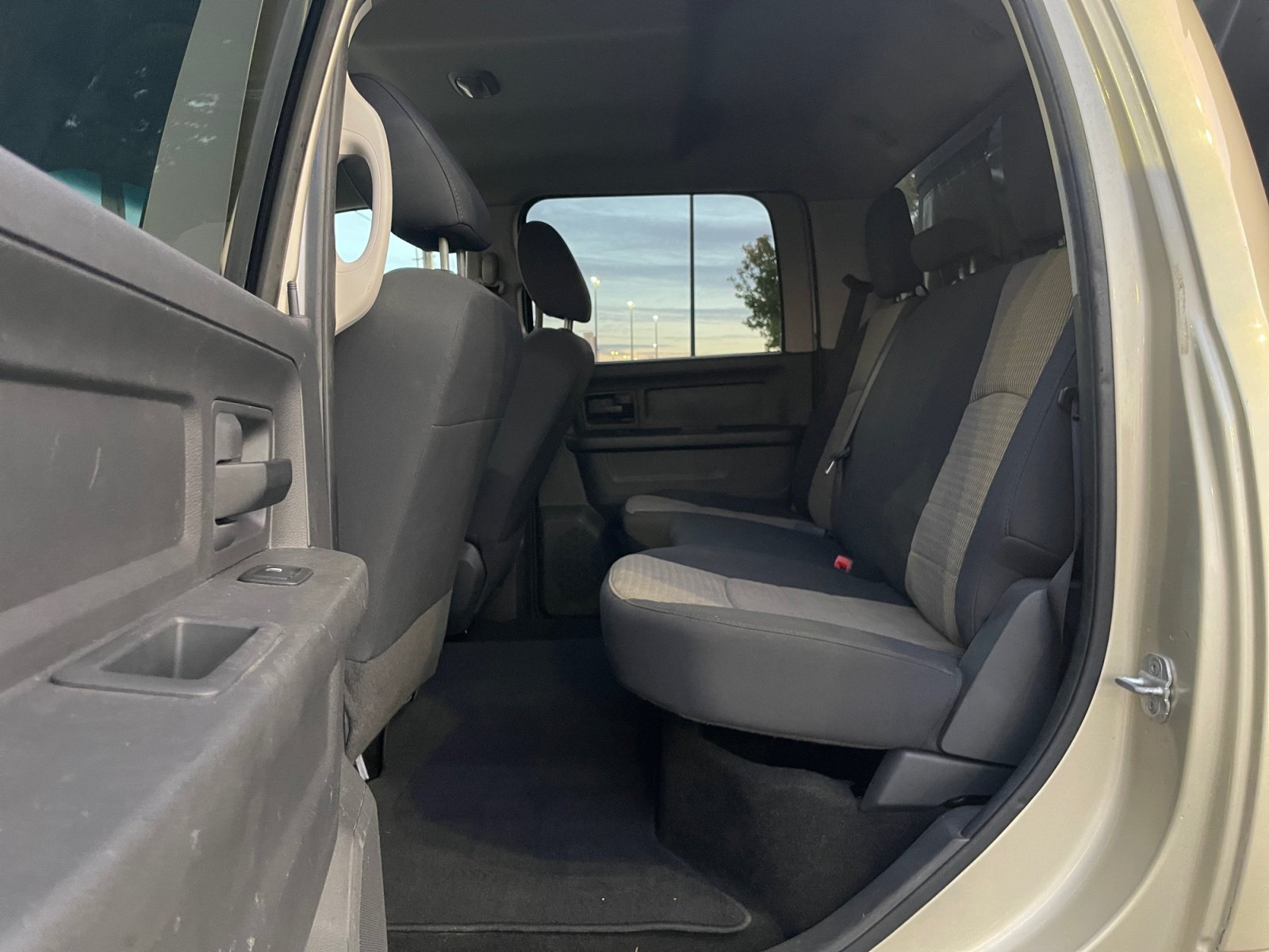 Used 2011 RAM 2500 ST w/ ST Popular Equipment Group AWD/4WD image 23