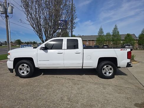 Used 2019 Chevrolet Silverado 1500 LT w/ All Star Edition AWD/4WD image 9