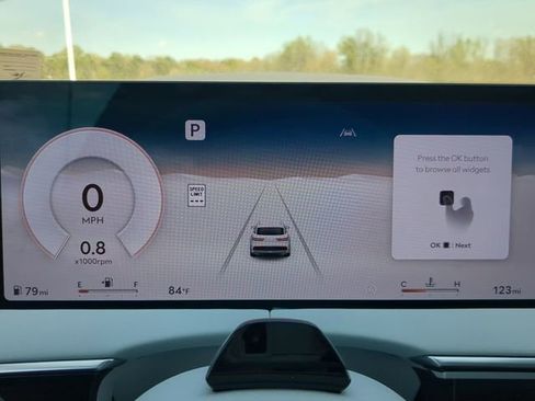 New 2026 Genesis GV70 2.5T Advanced image 25