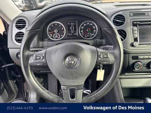 Used 2015 Volkswagen Tiguan SE image 15