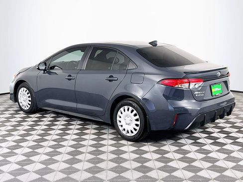 Used 2023 Toyota Corolla SE FWD image 6