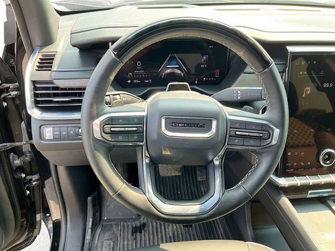 Used 2025 GMC Acadia Denali w/ Super Cruise Package AWD/4WD image 11