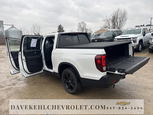 Used 2023 Honda Ridgeline Black Edition image 12