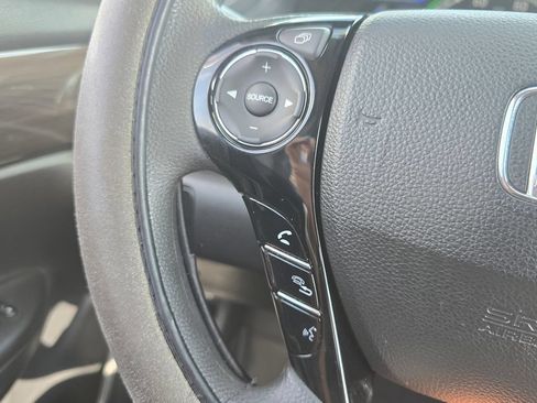 Used 2017 Honda Accord Hybrid Sedan image 24