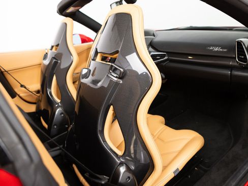 Used 2014 Ferrari 458 Spider RWD image 59
