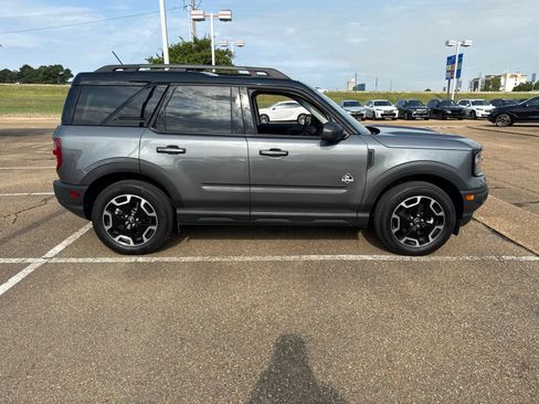 Used 2024 Ford Bronco Sport Outer Banks w/ Tech Package AWD/4WD image 4