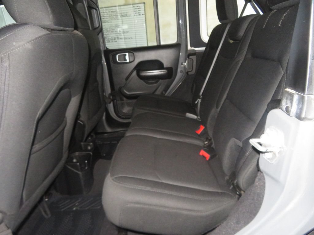 Used 2019 Jeep Wrangler Unlimited Sport AWD/4WD image 22