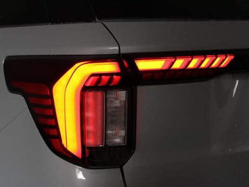 New 2026 Ford Explorer Platinum w/ LUX Leather Package AWD/4WD image 62