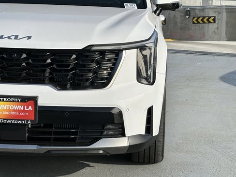 Certified 2024 Kia Sorento SX image 10