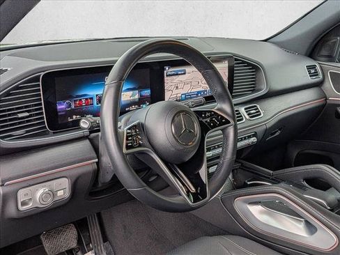 Certified 2025 Mercedes-Benz GLE 450e 4MATIC image 10