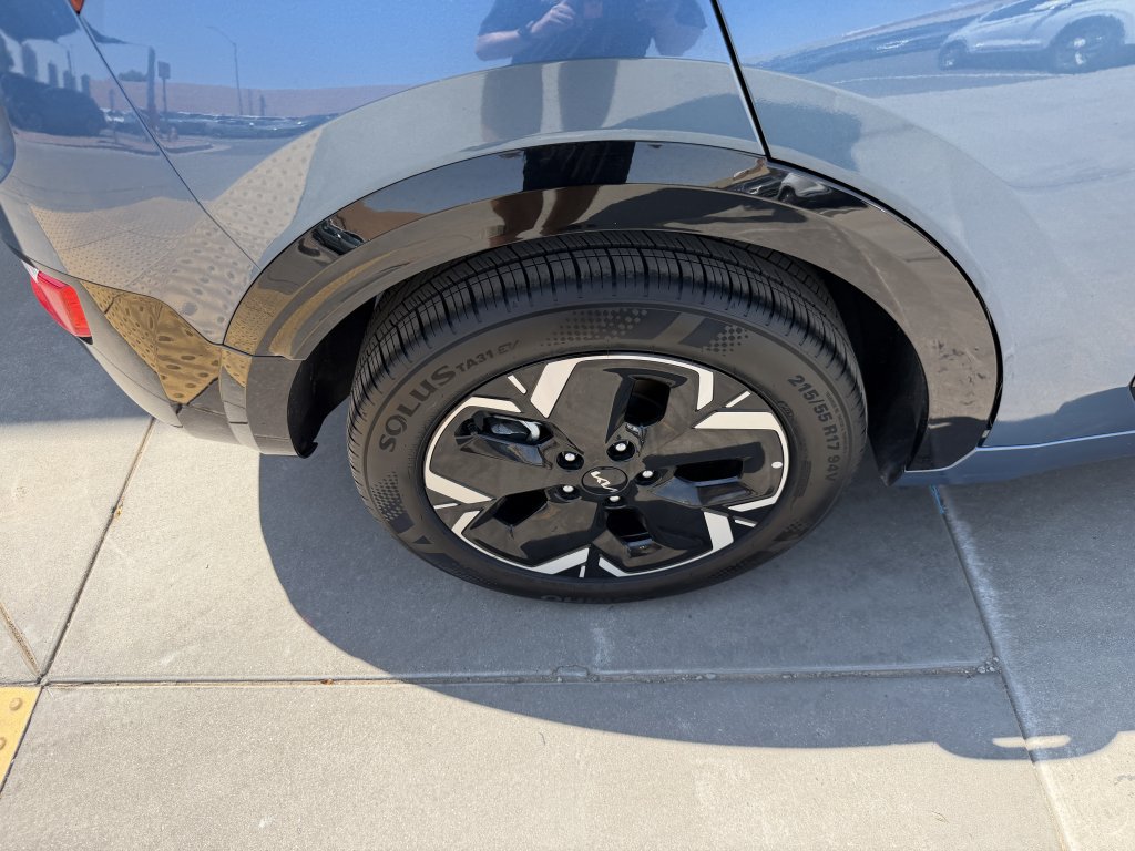 Used 2025 Kia Niro Wind FWD image 15