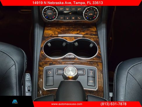 Used 2014 Mercedes-Benz CLS 550 w/ Premium 1 Package image 17