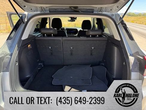 Used 2025 Chevrolet TrailBlazer LT AWD/4WD image 30