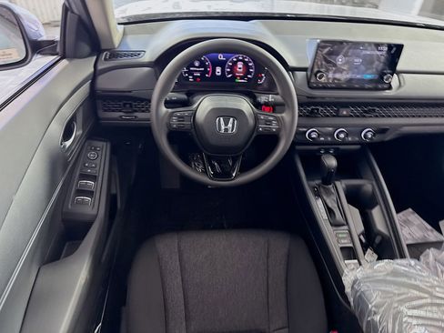 New 2025 Honda Accord LX image 5