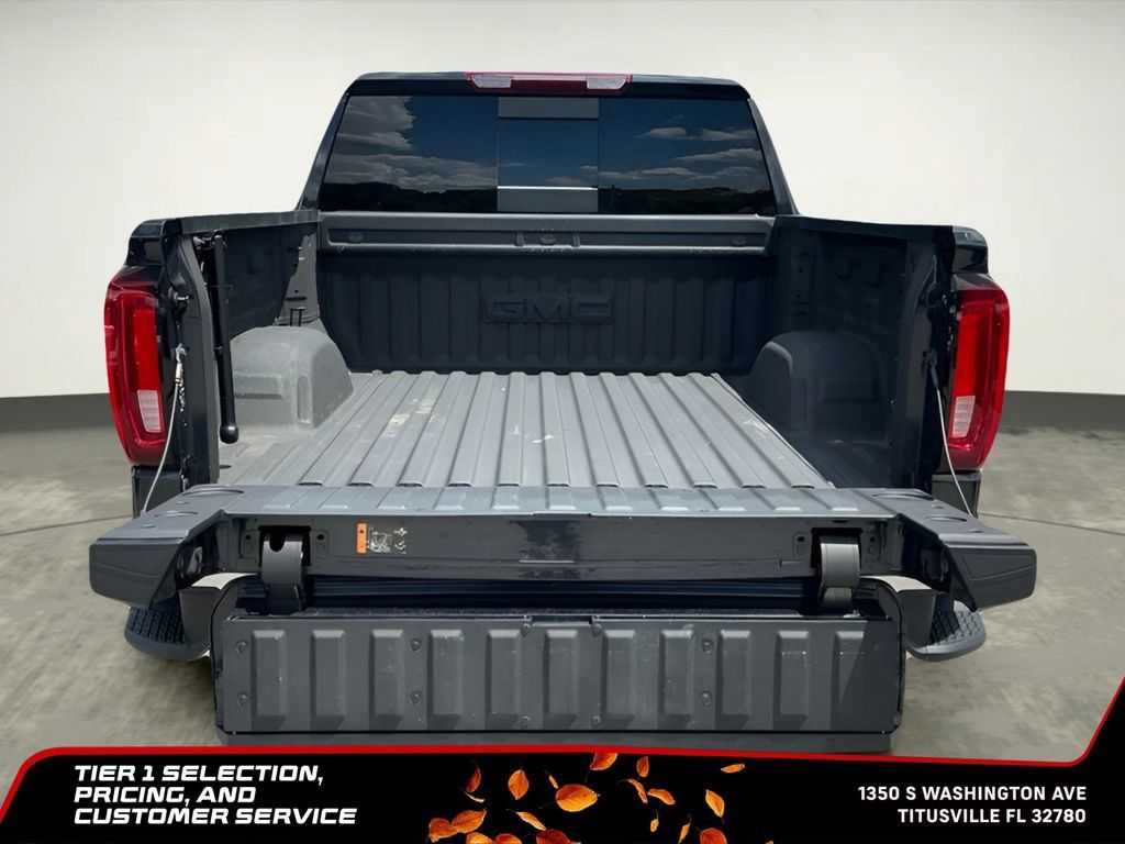 Used 2025 GMC Sierra 1500 SLT w/ SLT Premium Plus Package AWD/4WD image 16