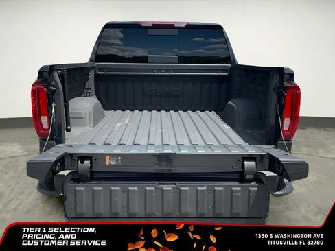 Used 2025 GMC Sierra 1500 SLT w/ SLT Premium Plus Package AWD/4WD image 16