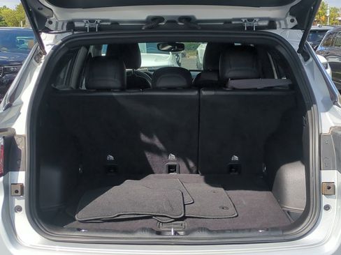 Used 2025 Jeep Compass Latitude image 15