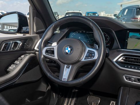 Used 2023 BMW X5 M50i w/ Climate Comfort Package image 21