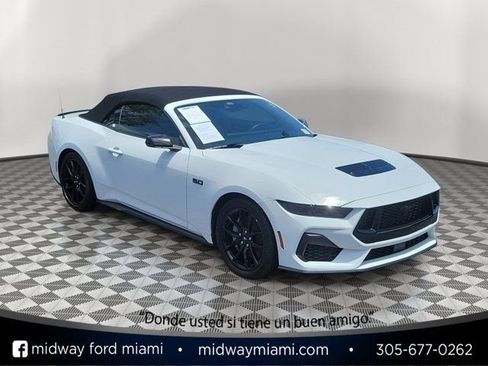 Used 2025 Ford Mustang GT Premium RWD image 1