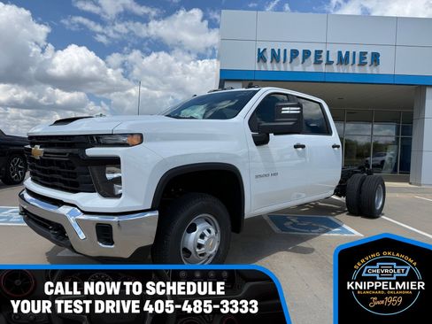 New 2026 Chevrolet Silverado 3500 W/T w/ WT Convenience Package AWD/4WD image 1