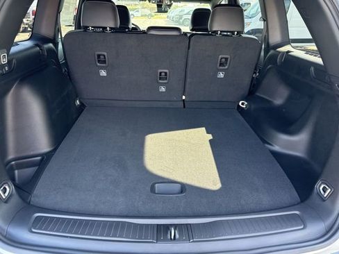 New 2025 Jeep Grand Cherokee Altitude w/ Trailer Tow Package image 7