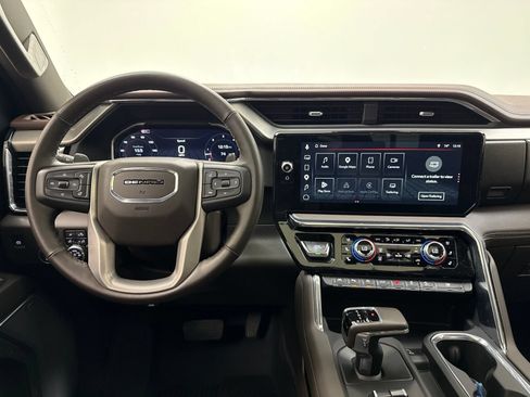 Used 2024 GMC Sierra 1500 Denali w/ Denali Reserve Package AWD/4WD image 32