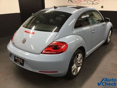 Used 2012 Volkswagen Beetle 2.5 FWD image 11
