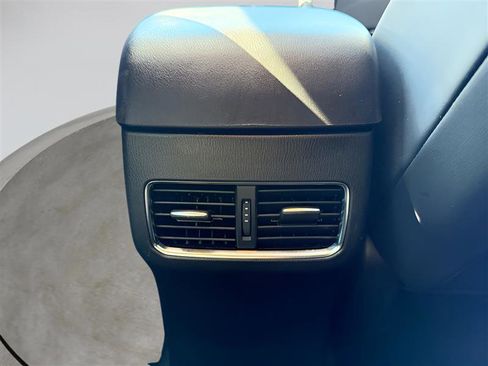 Used 2019 MAZDA CX-5 Touring image 29