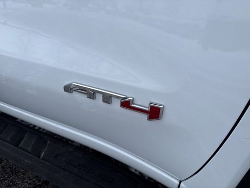 Used 2021 GMC Sierra 1500 AT4 w/ AT4 Premium Package image 10
