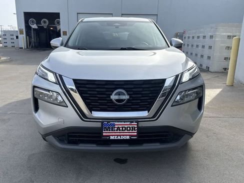 Used 2023 Nissan Rogue SV image 7