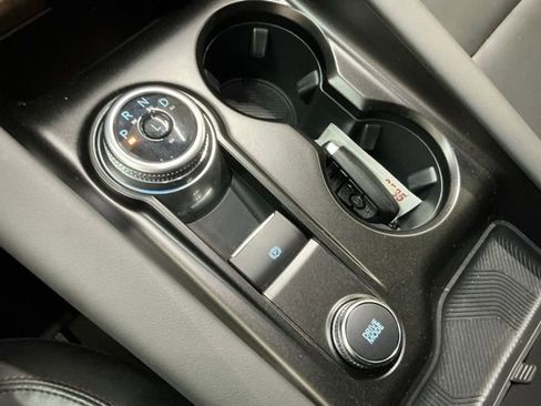 Used 2025 Ford Explorer Active w/ Active Comfort Package image 23