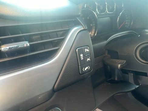 Used 2019 Chevrolet Suburban LT w/ LT Midnight Edition image 21