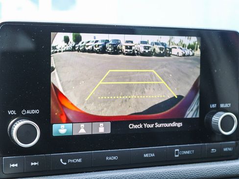 Used 2024 Honda Civic EX-L image 19
