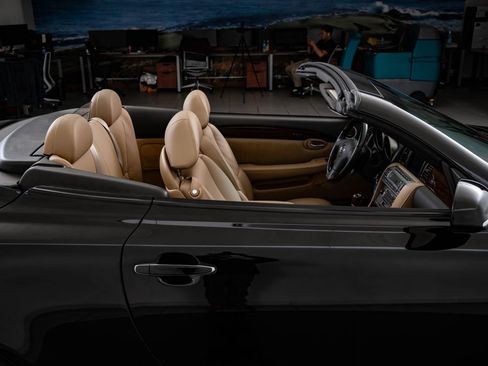 Used 2006 Lexus SC 430 Convertible RWD image 25
