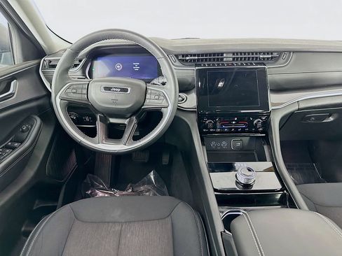 Used 2023 Jeep Grand Cherokee L Laredo w/ Luxury Tech Group I image 32